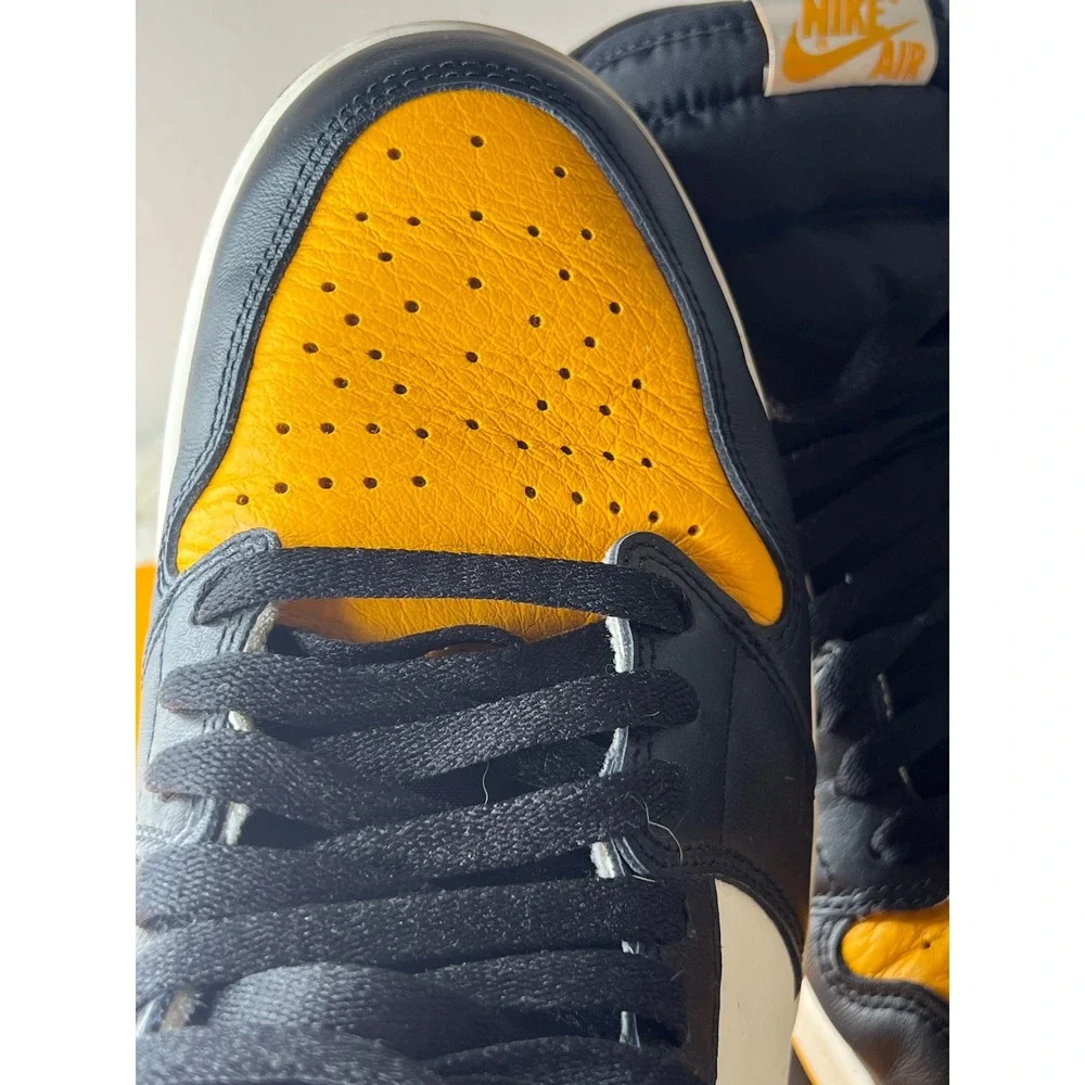 Nike Air Jordan 1 Retro High OG Taxi Yellow Ochre Black 555088-711 Mens Size 13
